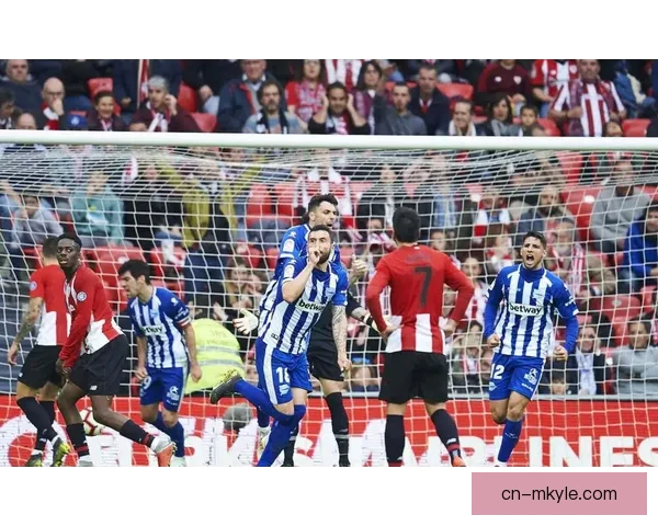 卡拉巴赫欧冠连负丢12球英超